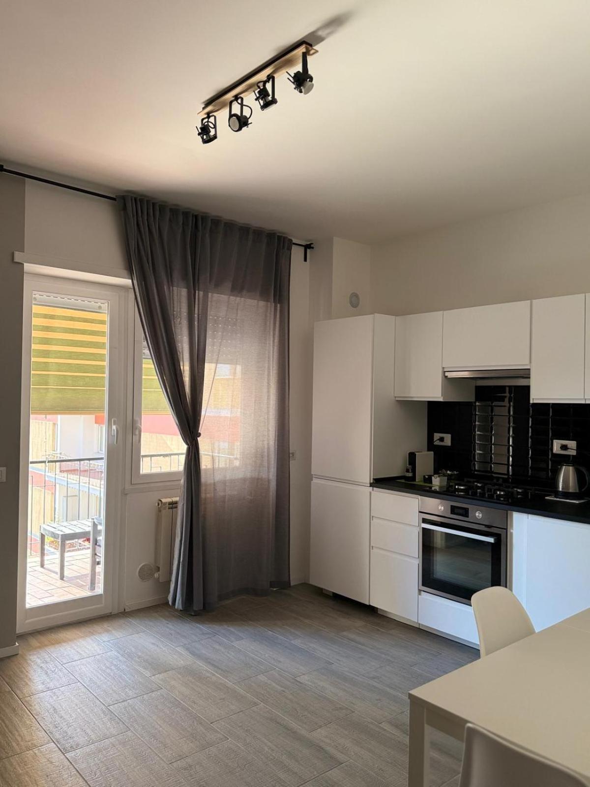 Tiburtina Flam Guest House Roma Exterior foto